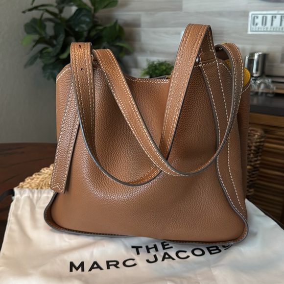 Marc Jacob’s Director Tote - Picture 2 of 6